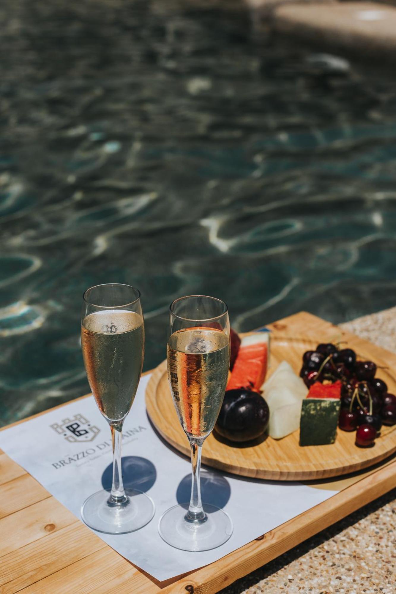 Brazzo Di Maina Hotel Oitilon Ngoại thất bức ảnh