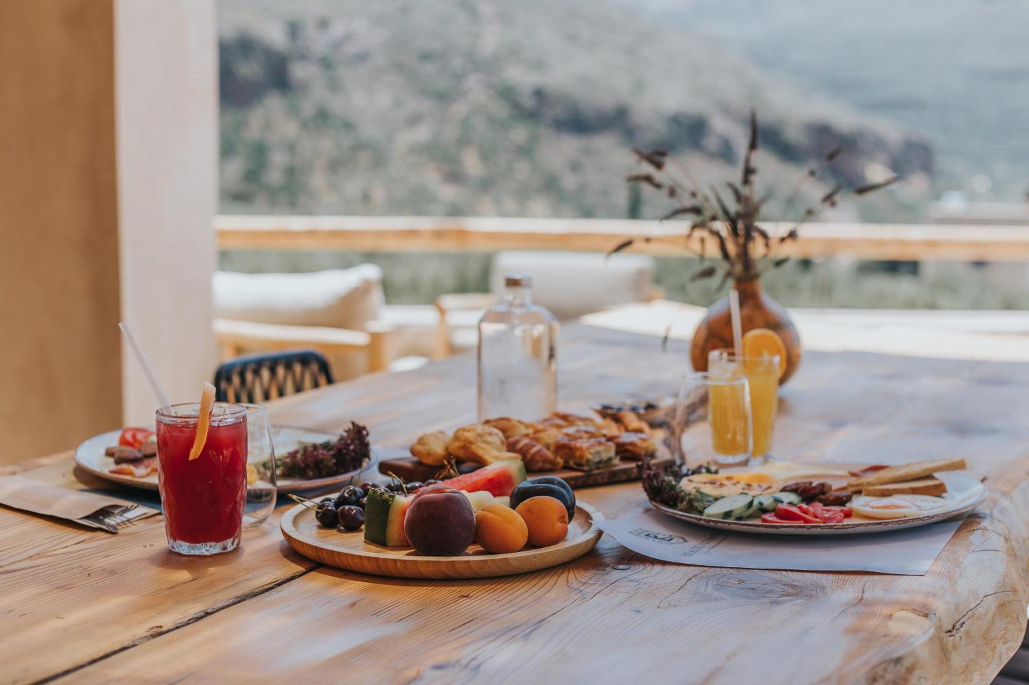 Brazzo Di Maina Hotel Oitilon Ngoại thất bức ảnh